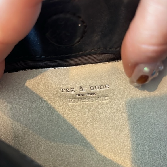 Rag & Bone Black Leather Expandable Cross Body Bag - Picture 5 of 9